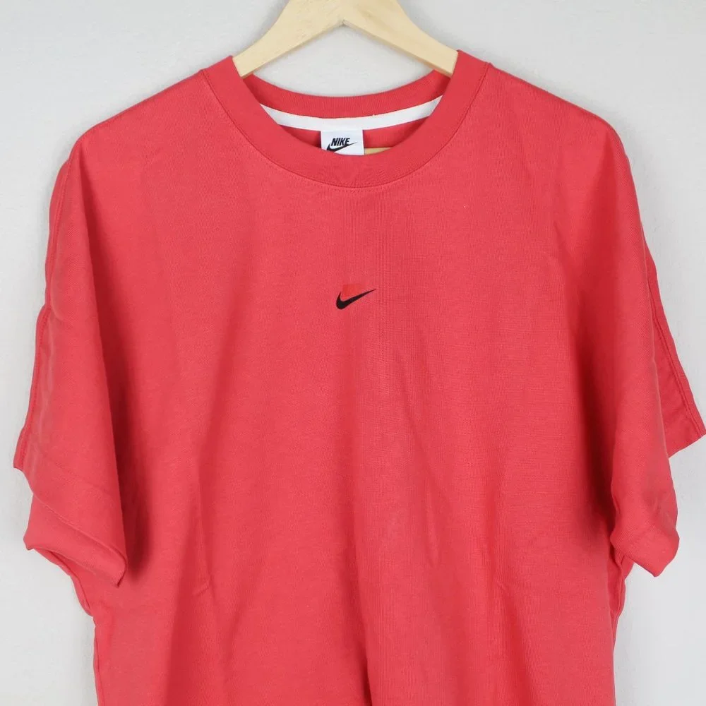 Nike color lobster